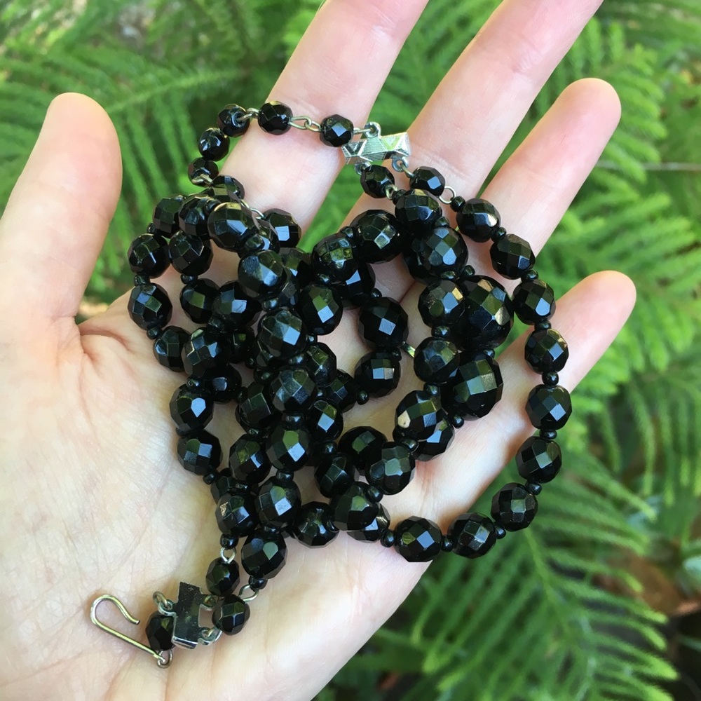 Vintage Black Glass Beads Double Stranded Necklace - Picture 7 of 9